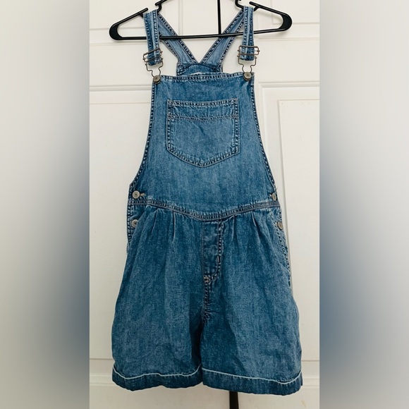 SO Other - Girls Beautiful SO “Slouchy “ Classic Blue Short Overalls Size 16, Like New.